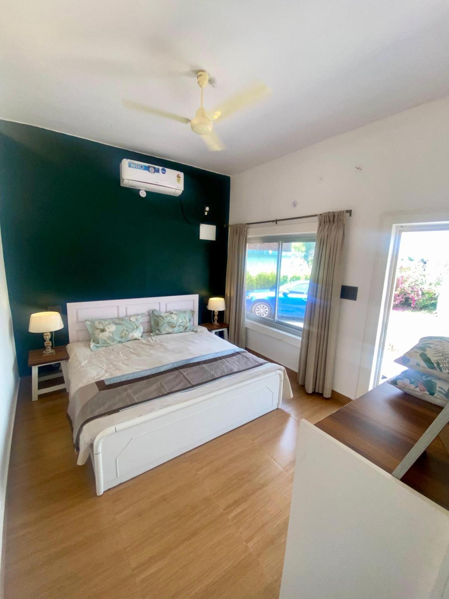 The Bougainvillea Cottage Farmstay Near Dehradun , 2 Bedroom Private Cottage Next To Fields And Orchards With Hill Views Extérieur photo